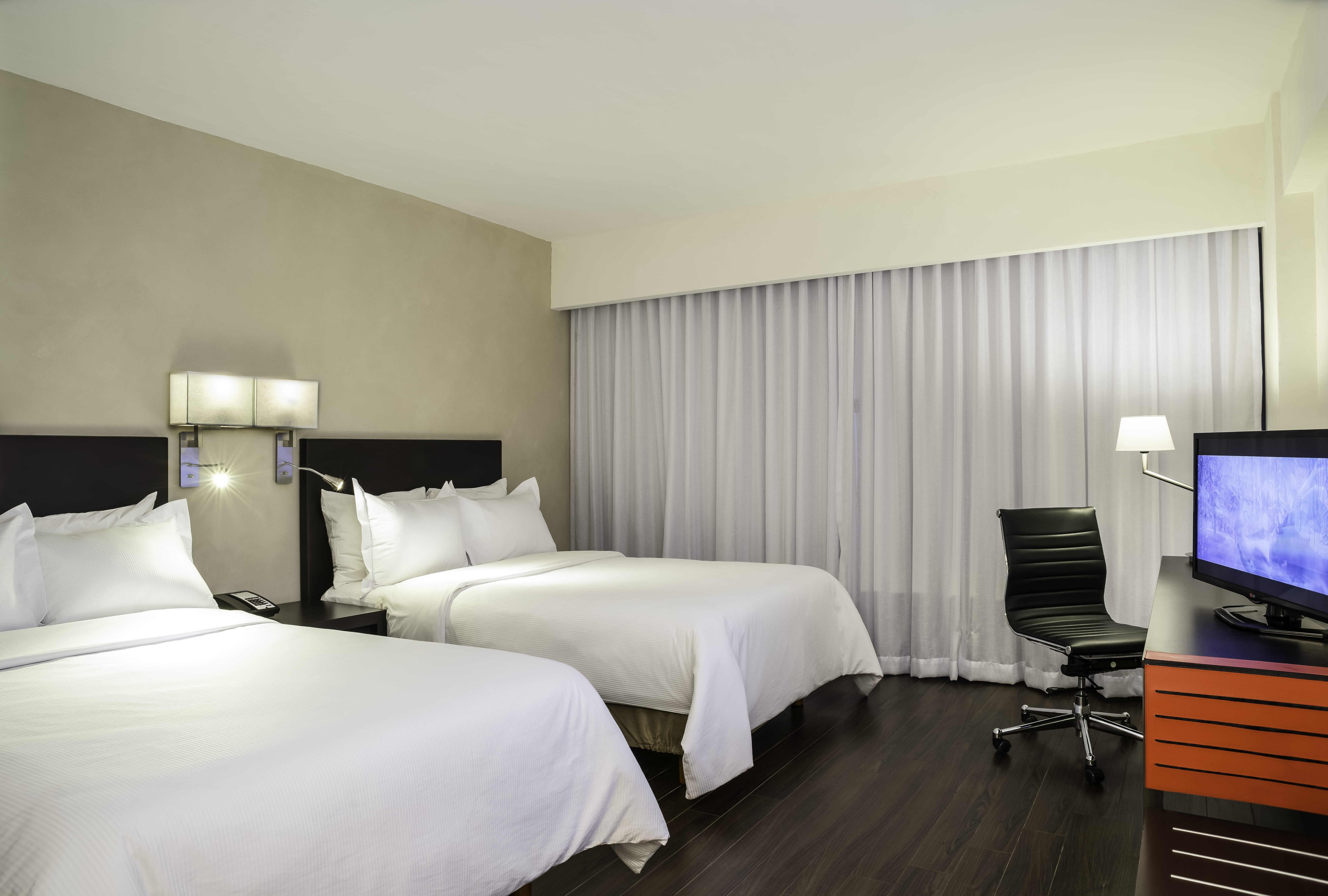 Fiesta Inn Monterrey Fundidora Exterior photo
